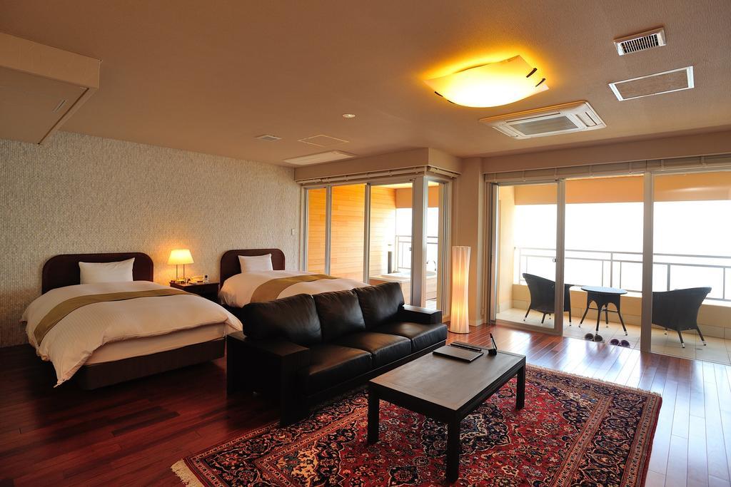 Seaside Hotel 3*