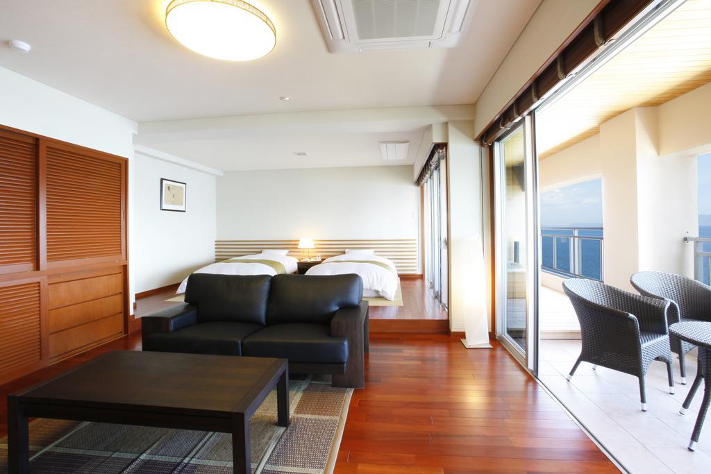 Seaside Hotel 3*