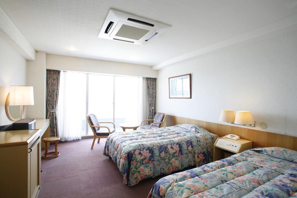 Seaside 3*