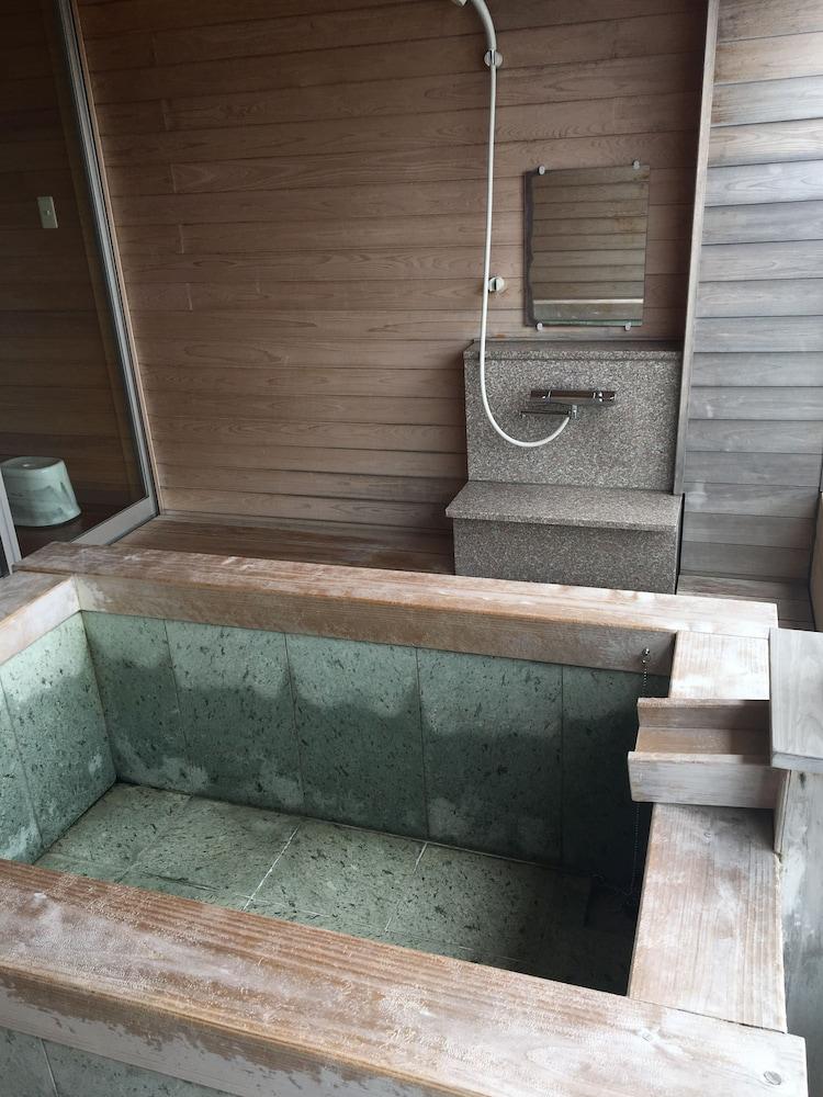Seaside Hotel 3*